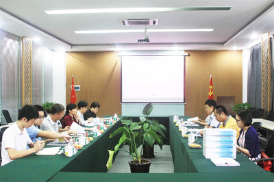 三亚市人力资源和社会保障局专家组莅临我院调研指导人力资源开发局